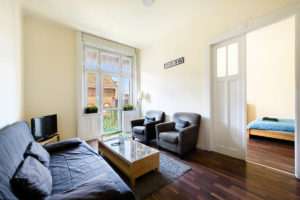 Budapest Apartment: Sunny Flat
