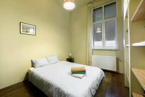 Budapest apartment: Hellas